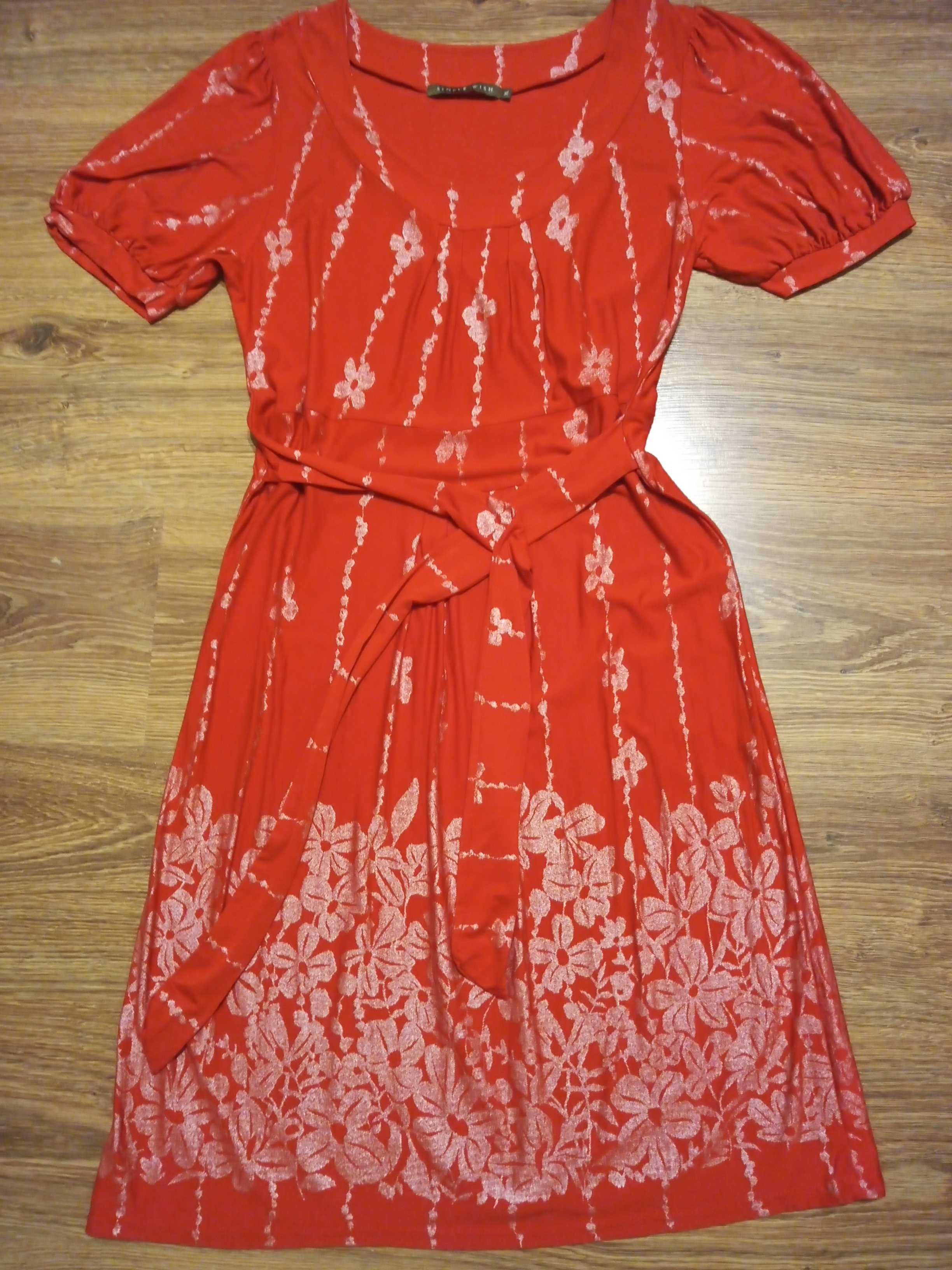 Czerwona sukienka Simple Wish, rozmiar XL