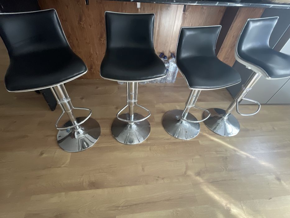 Cadeiras altas cozinha