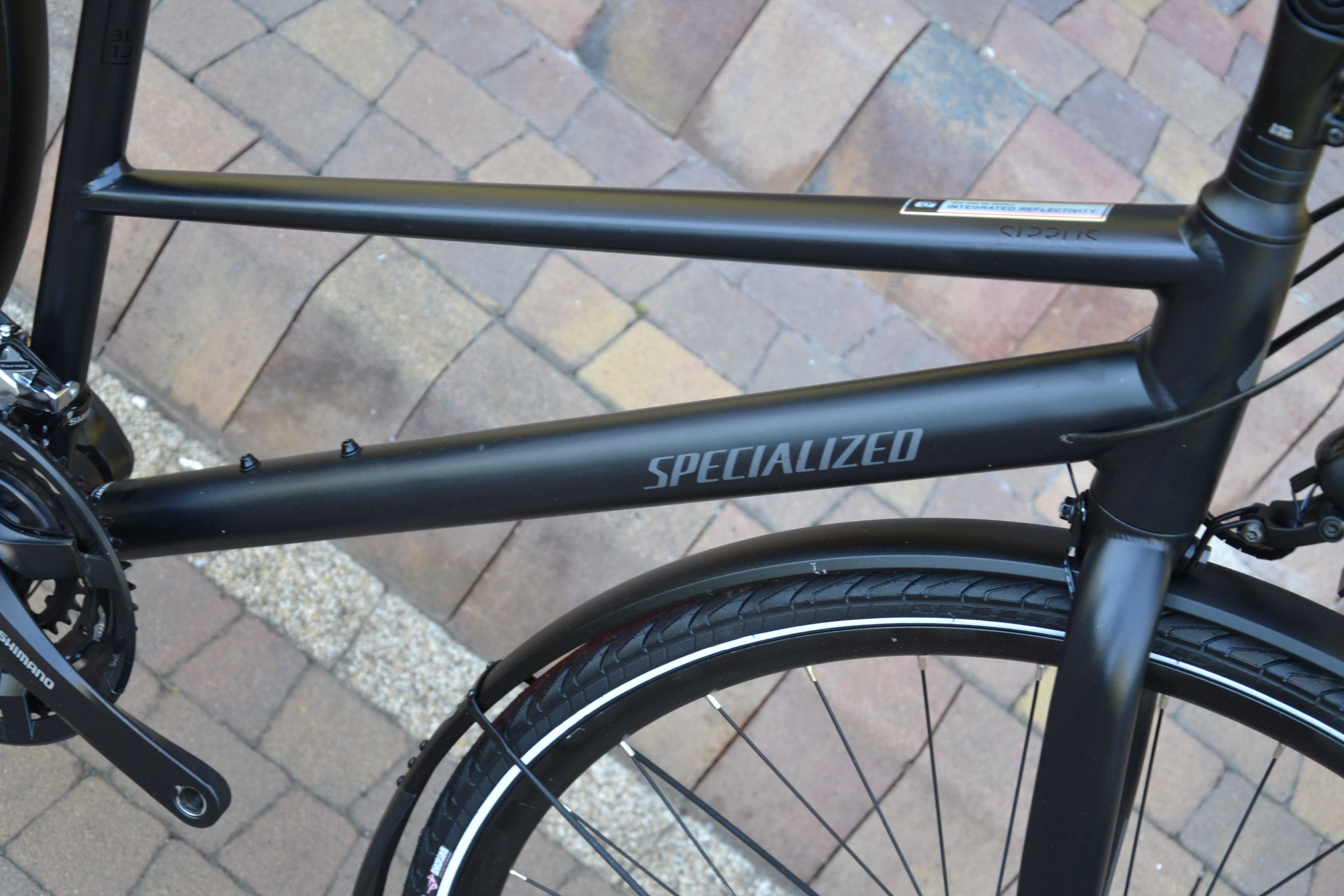 Specialized Sirrus Black Top Shimano 3x8 dynamo LED M jak nowy!