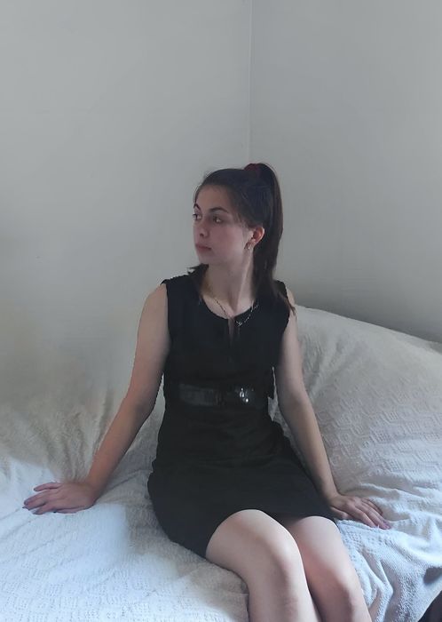 Класична сукня-футляр