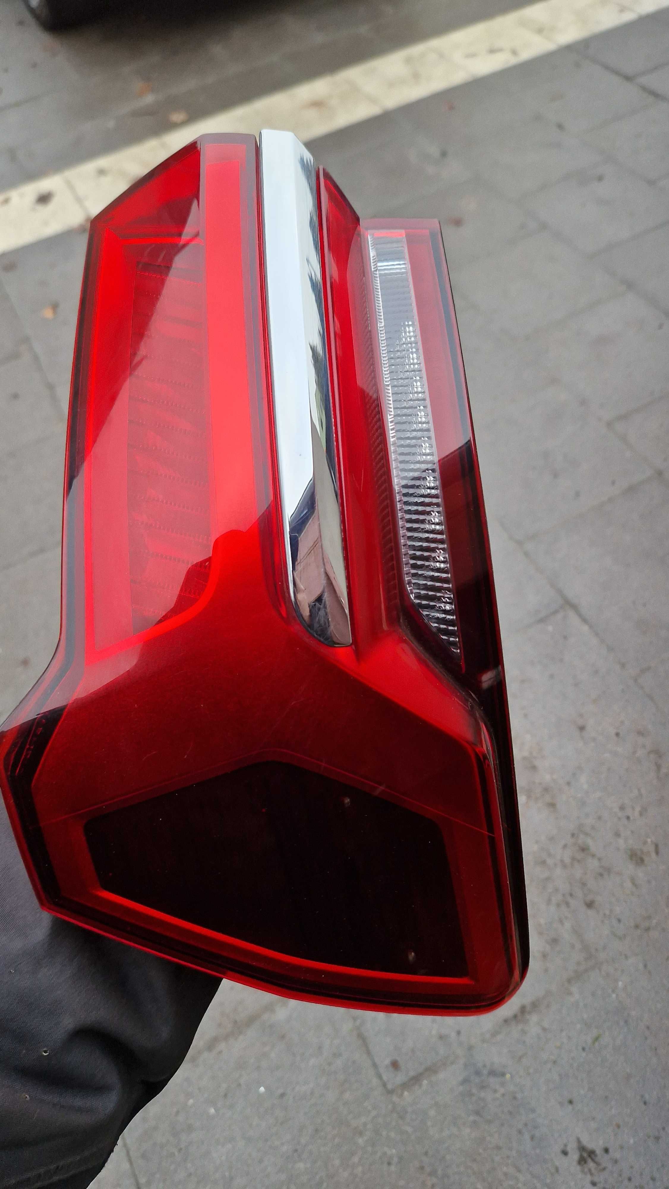 Lampa prawy Tył Audi A6 C8 sedan