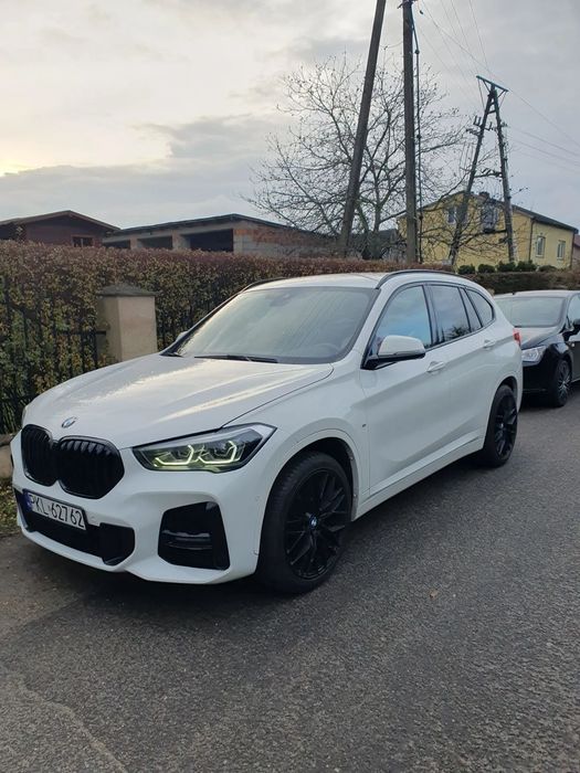 BMW X1 BMW X1 Mpakiet 2.0d automat ambilight 19 cali