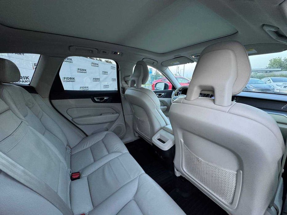 Volvo XC60 T5 Momentum, 2018