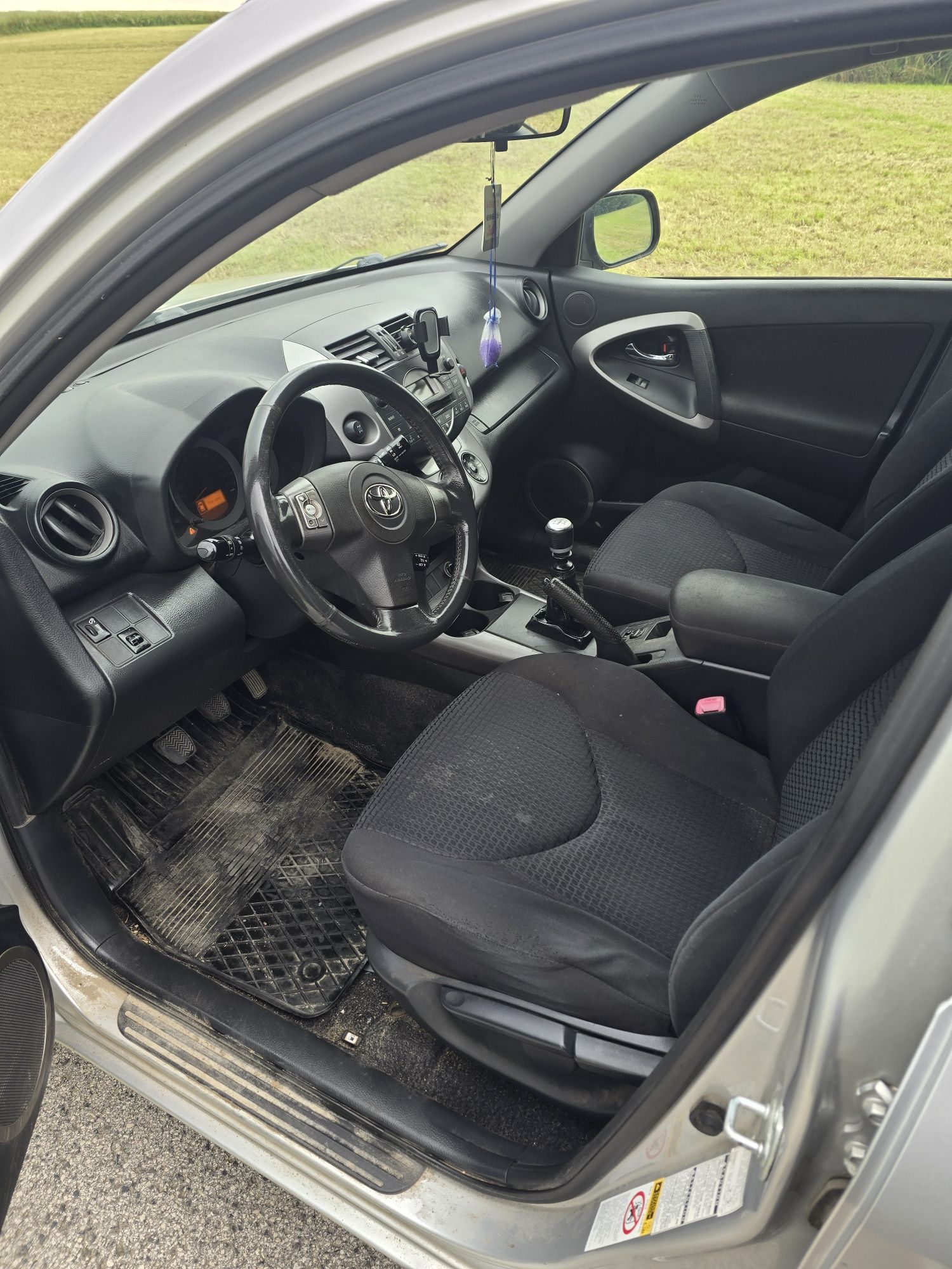 Sprzedam Toyota RAV4