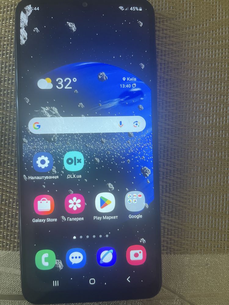 Продам телефон як новий