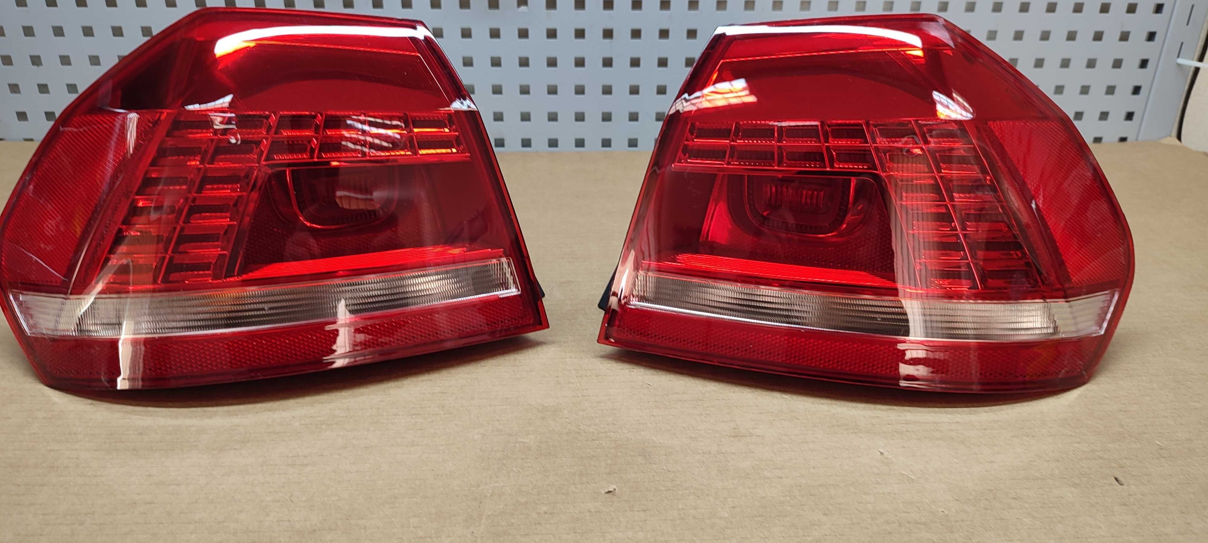 Задні LED ліхтарі з жовтими поворотами для VW PASSAT NMS 2013-2015