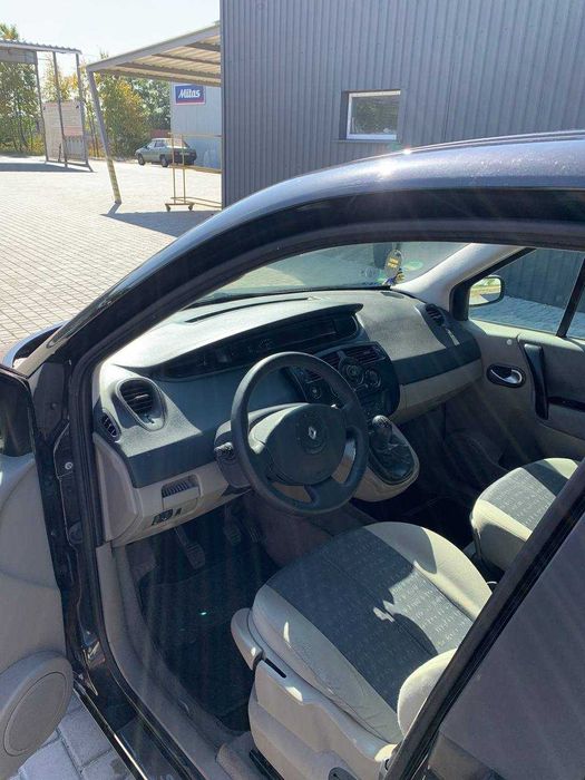 Renault Megane Scenic 2004