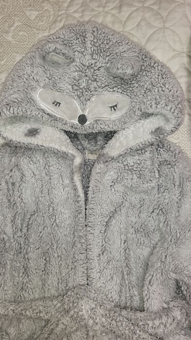 Пакет, лот,набір одягу на дівчинку 104-110,4-5,халат,сукня,джинси,юбка