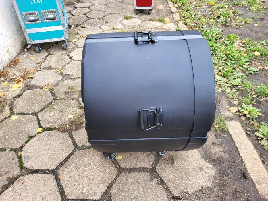 SKB 1SKB-D1824 Futerał na bęben basowy 18" x 24" Bass Drum Case