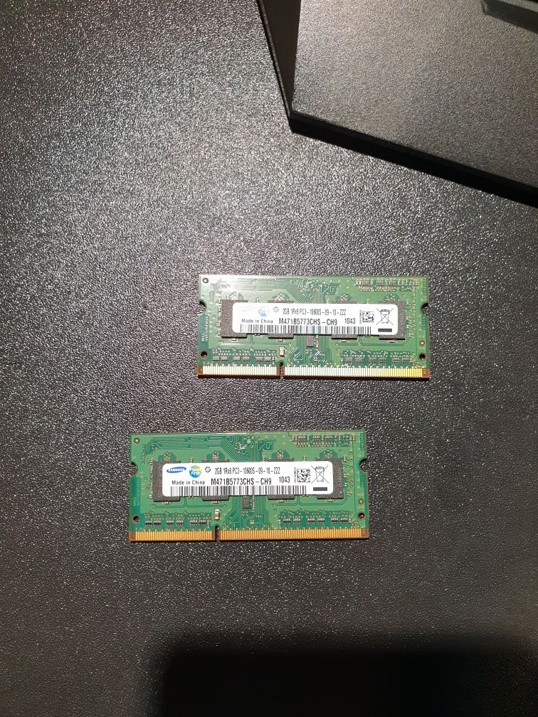 Pamięć RAM/DDR3/SO-DIMM/2x2GB/4GB/PC3-10600S do laptopa