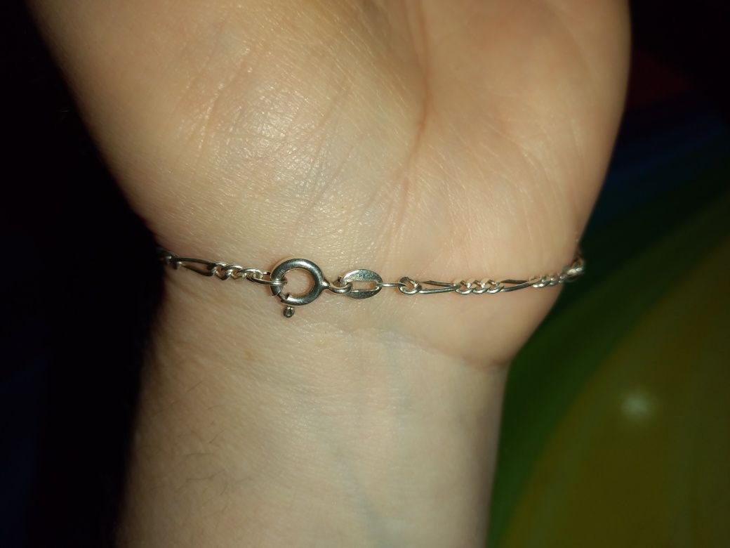 Pulseira de dedo em prata de inspiração índia