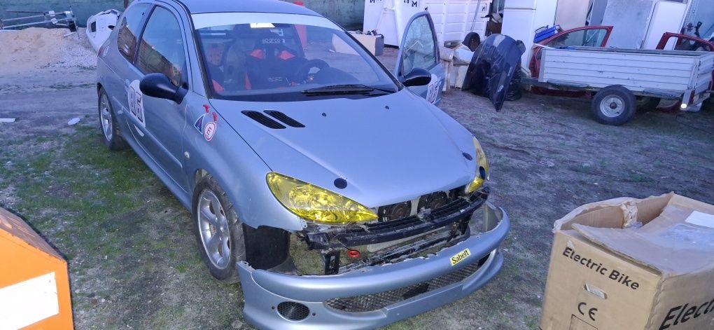 Peugeot 206 GTI2.0
