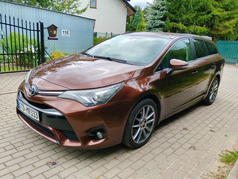 Toyota Avensis 2.0 D-4D Prestige Opłacona
