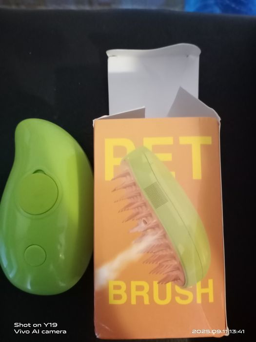 Когтеточка, игрушки,подушка, расчёски для кота