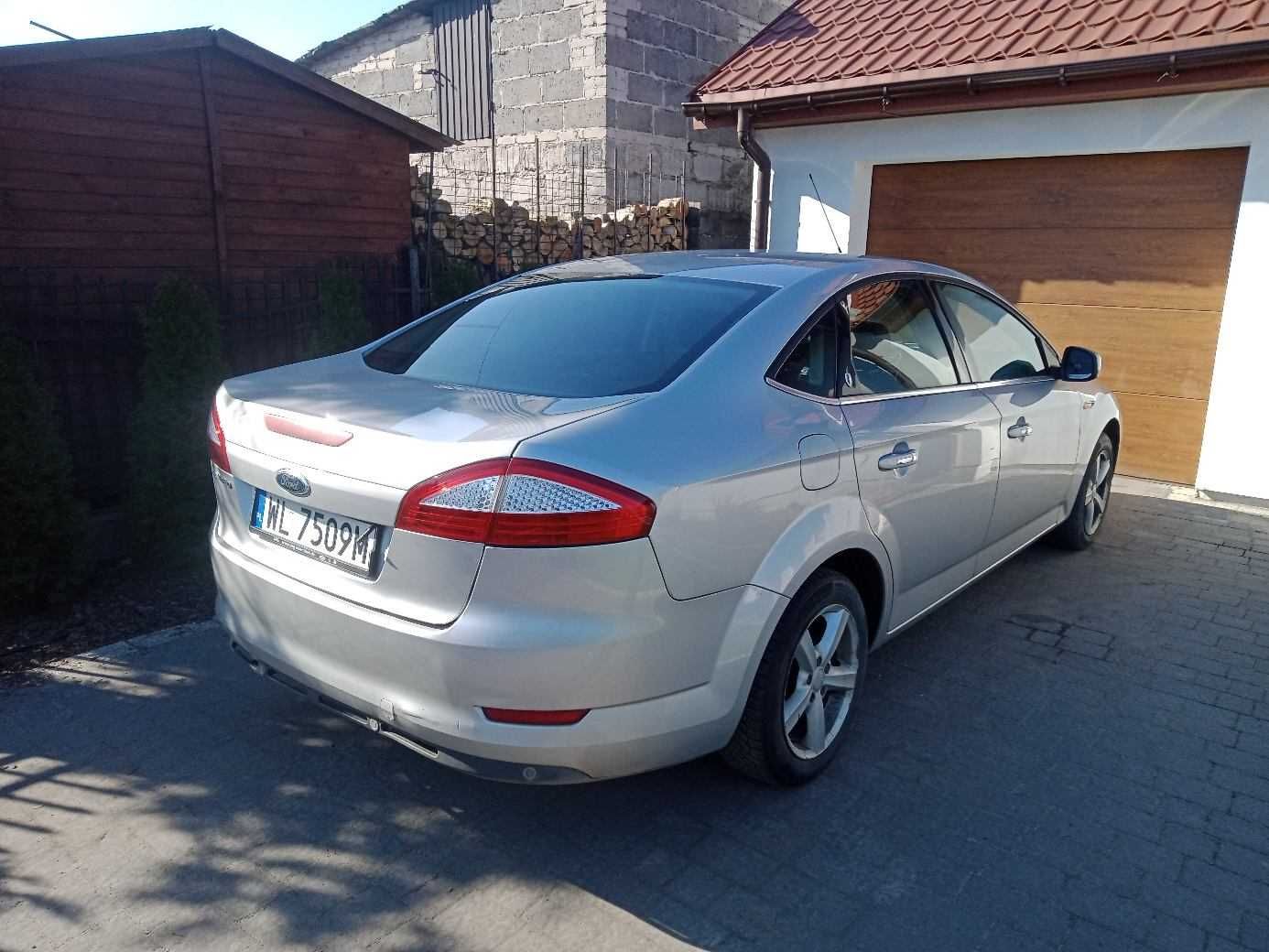 Ford Mondeo Ghia