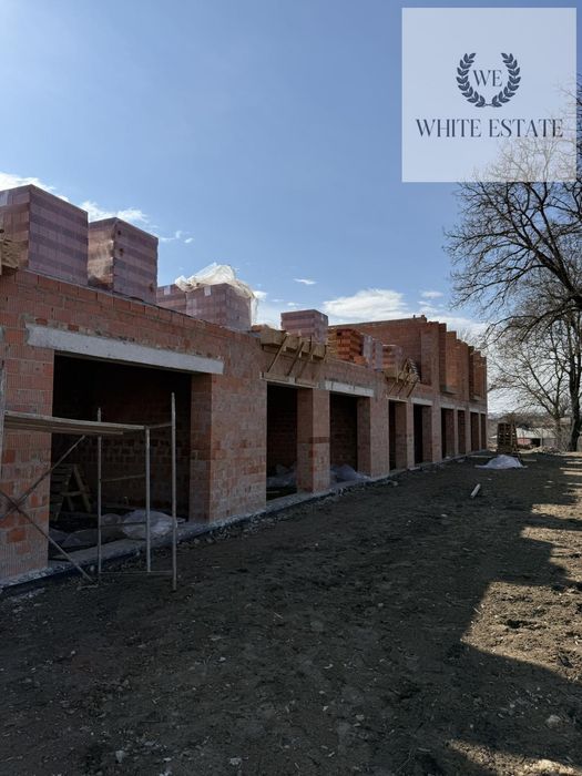 Продаж 2-поверхового Таунхауса у с. Біла