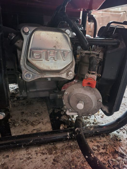 Генератор 3.0 Квт бензін/газ(пропан/метан)