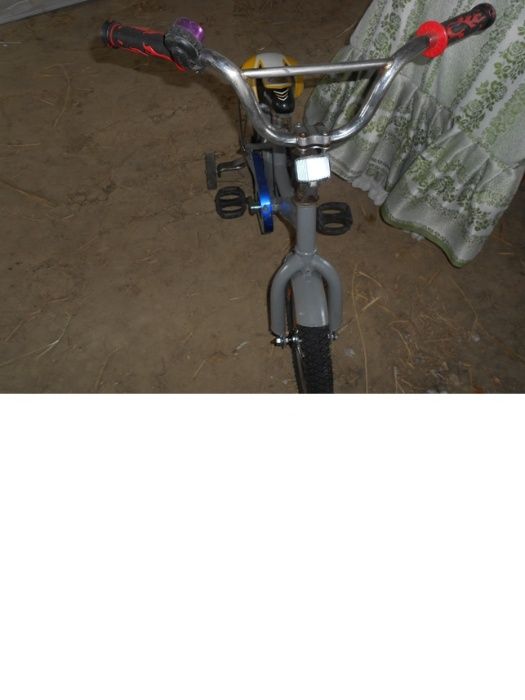 Велосипед дитячий колеса 12