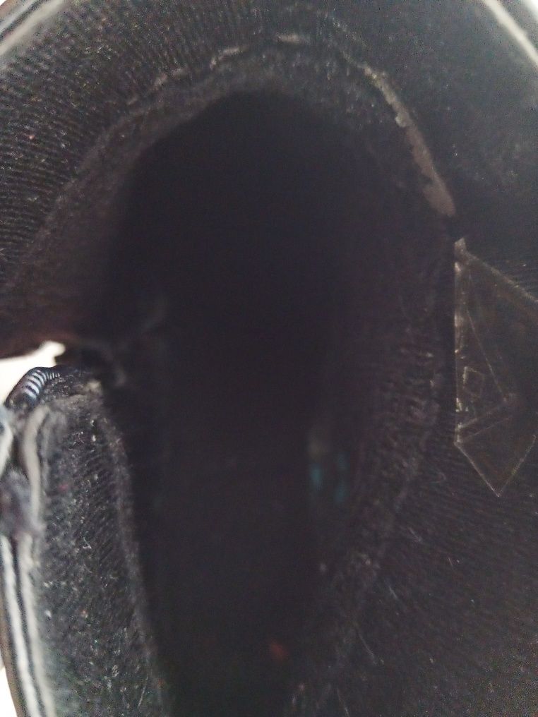 Botas pretas tamanho 36