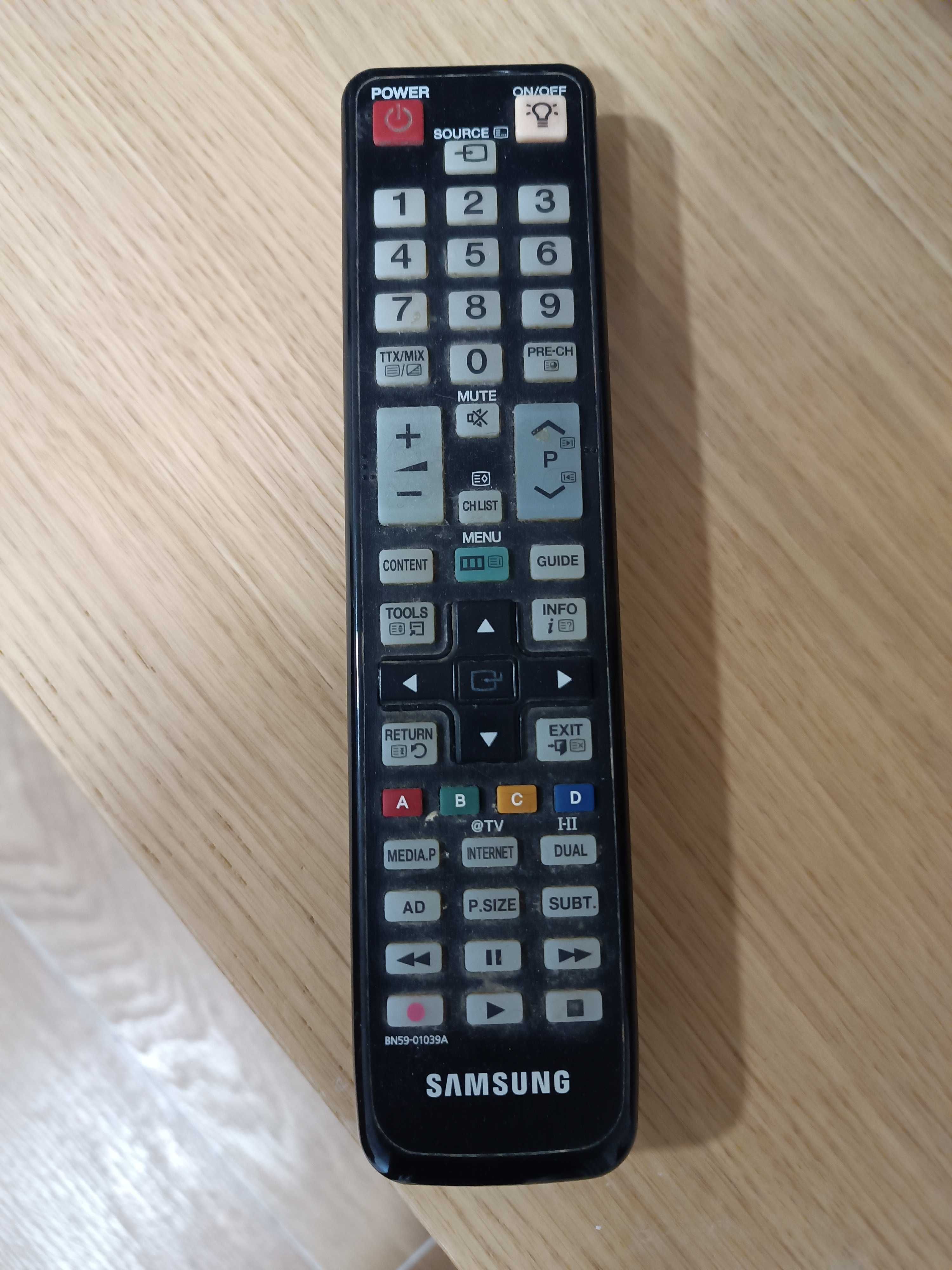 Vendo TV Samsung LE32C650L1 (oportunidade)