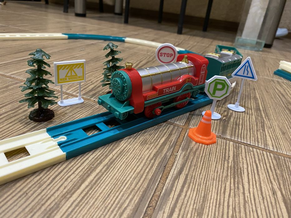 Железная дорога ,поезд ! 250 грн