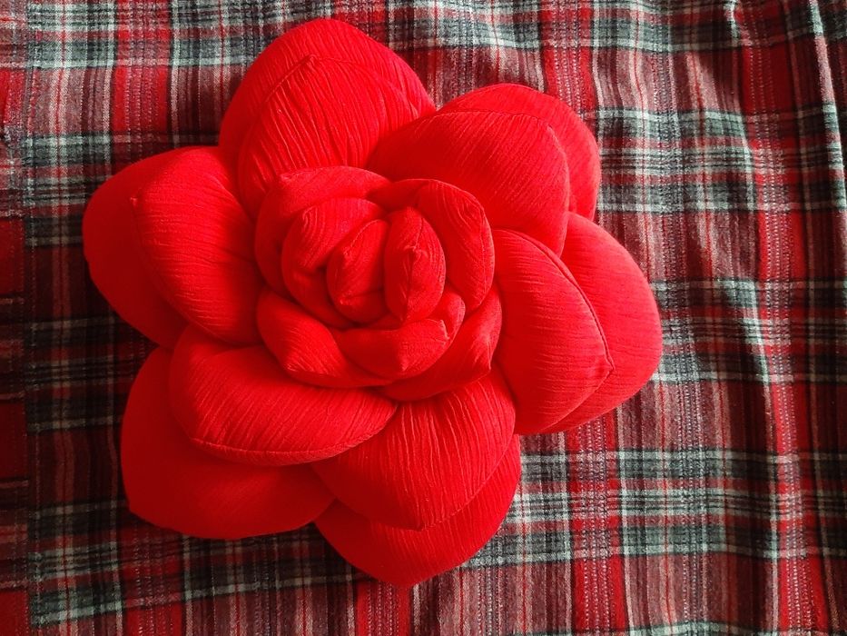 Подушка декоративна Квітка