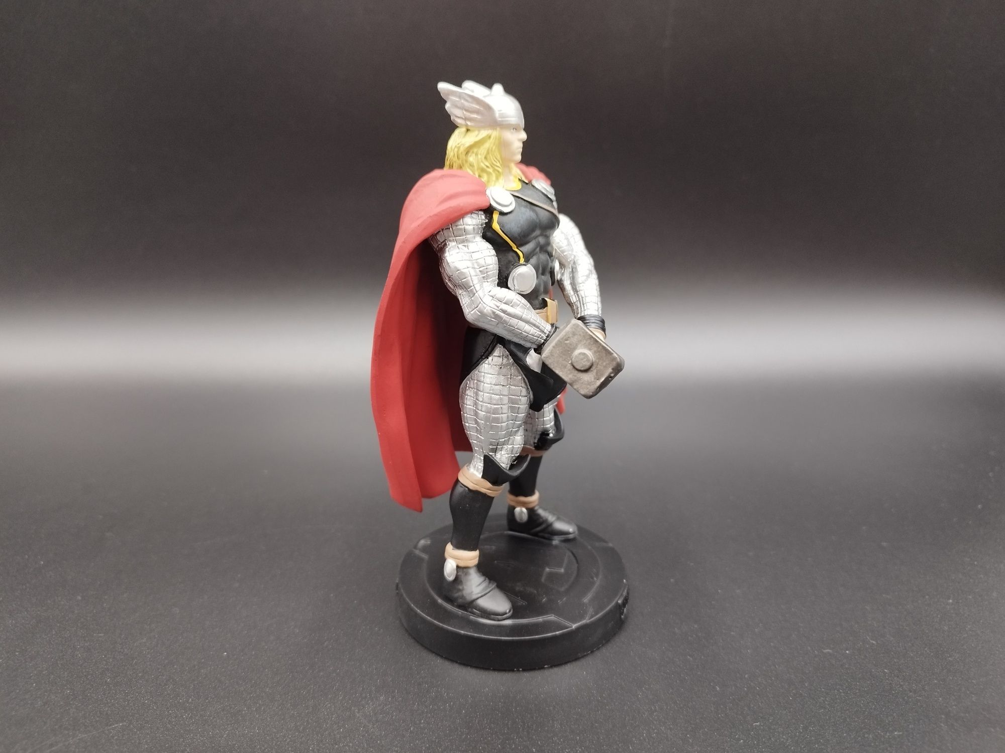 1:16 Figurka Marvel Klasyczna  Thor 14cm Eaglemoss figurka