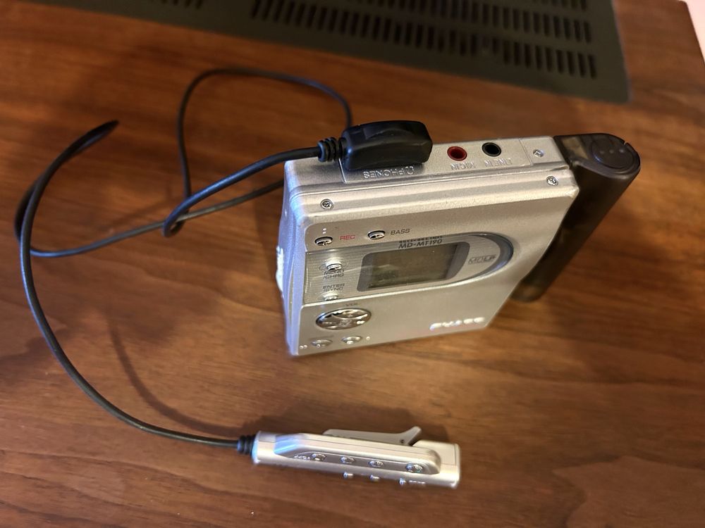 Minidisc (walkman) SHARP MD-MT190H(S)