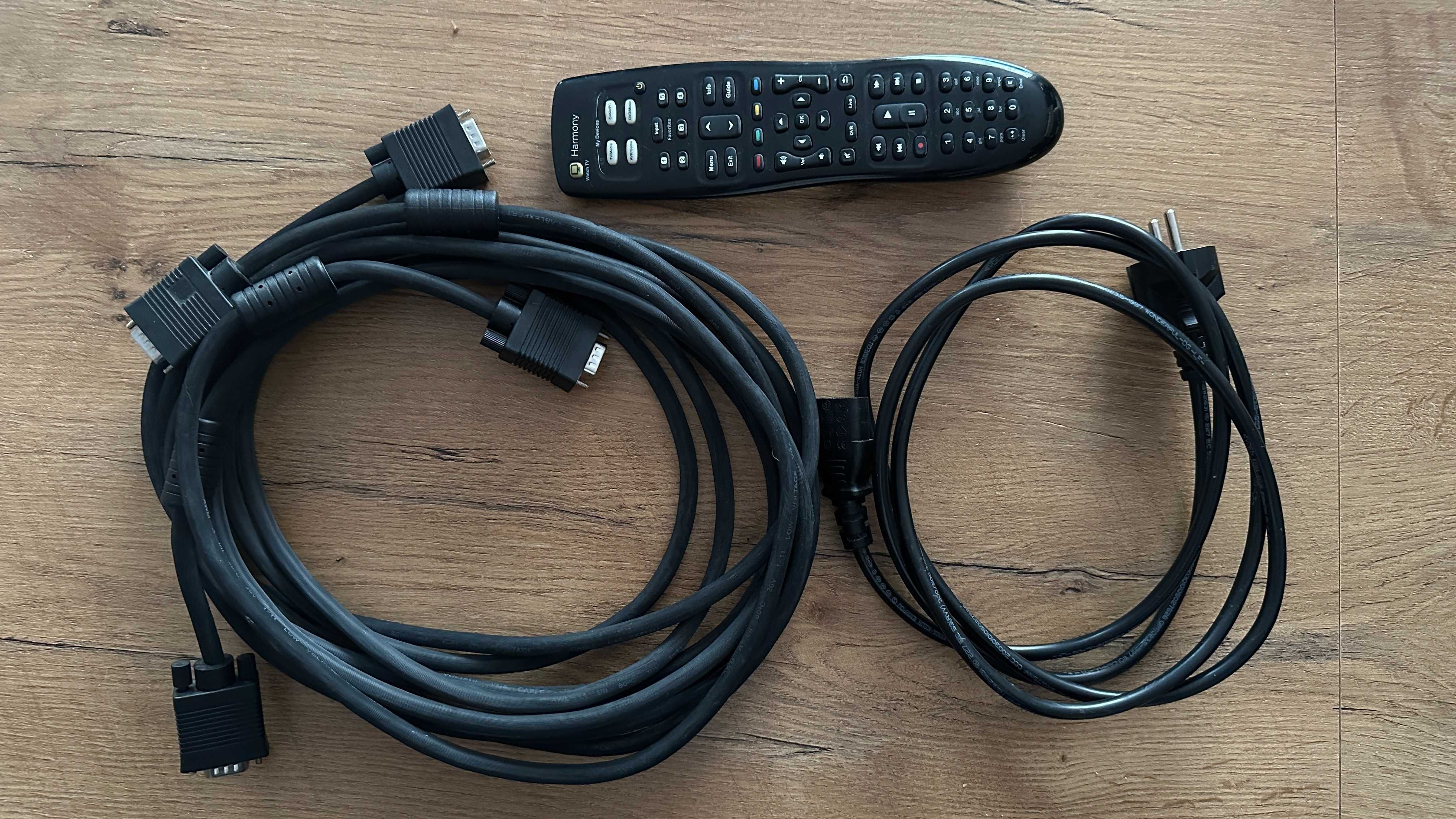 Projektor Rzutnik HITACHI ED-X32 + pilot Logitech Harmony 350