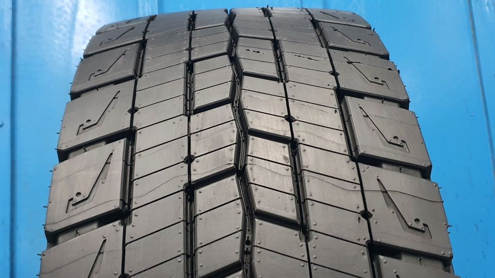 1 x 315/70 R22.5 Michelin XMULTI Energy D 2 Remix ! Rok 2024