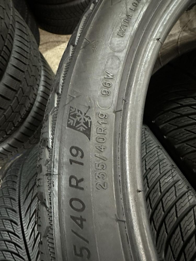 235/40/19 R19 Michelin Pilot Alpin 5 4шт зима