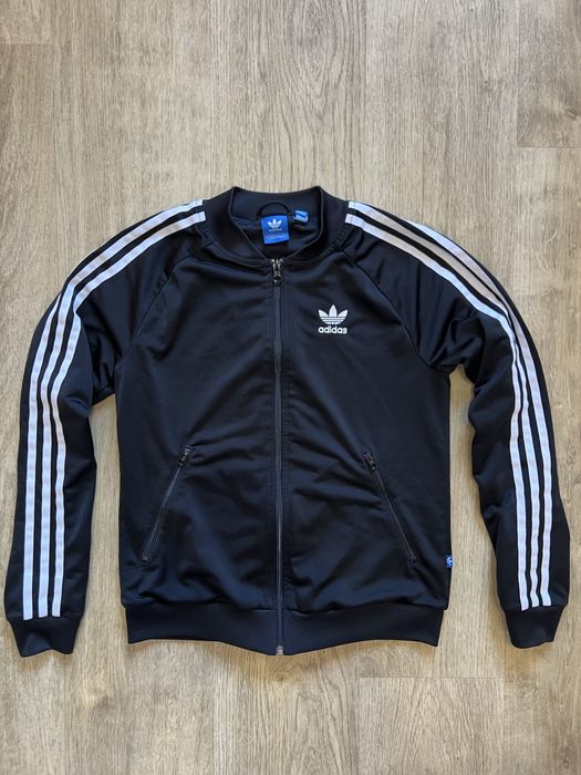 Rozpinaną damską bluza-bomberka Adidas originals