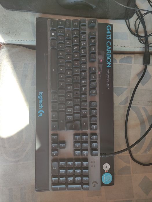 G413 Carbon+ Keyboard + Deathadder Elite Mouse + Qck Large Mousepad64283968275331121