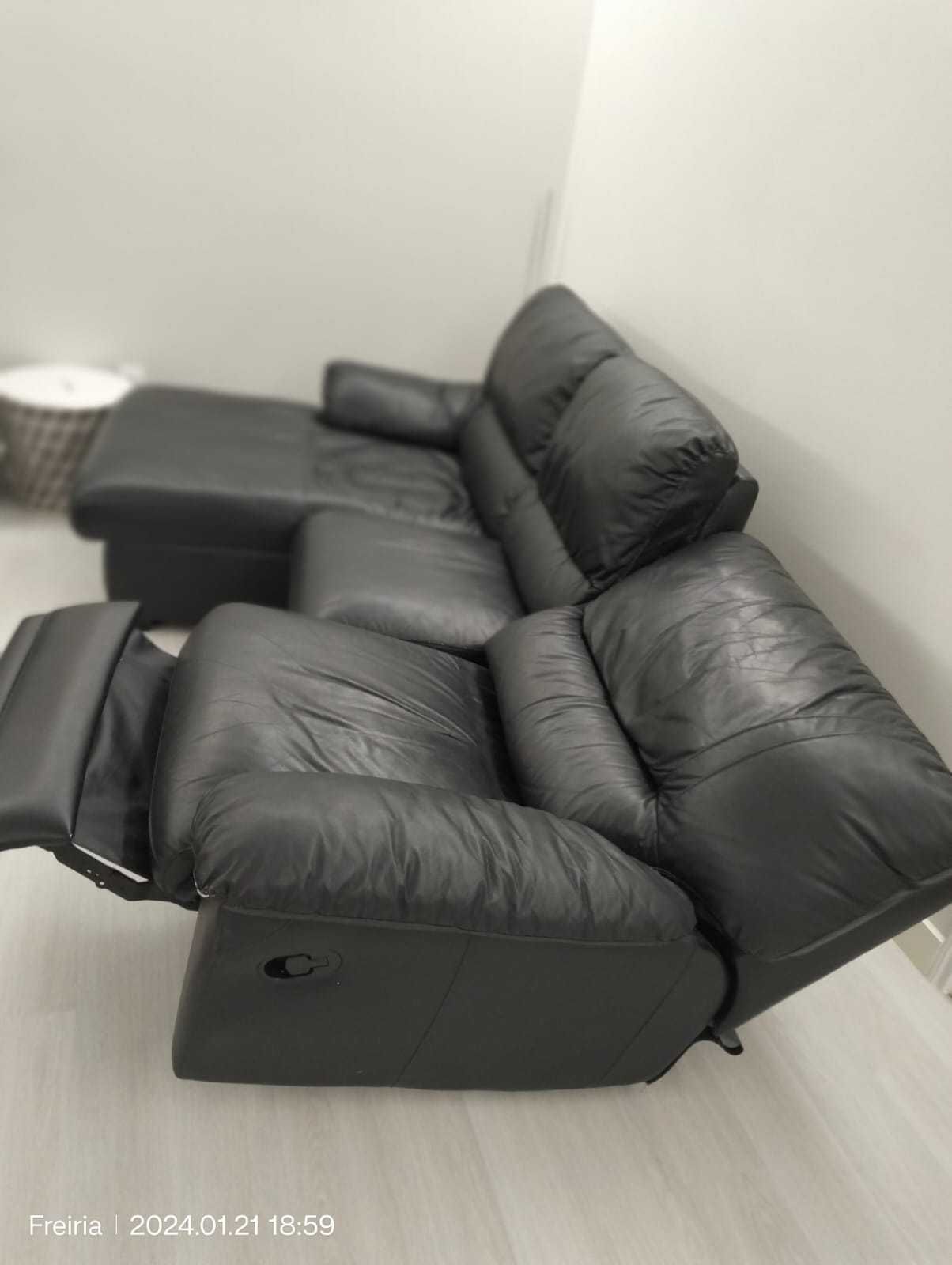 Sofá com chaise long