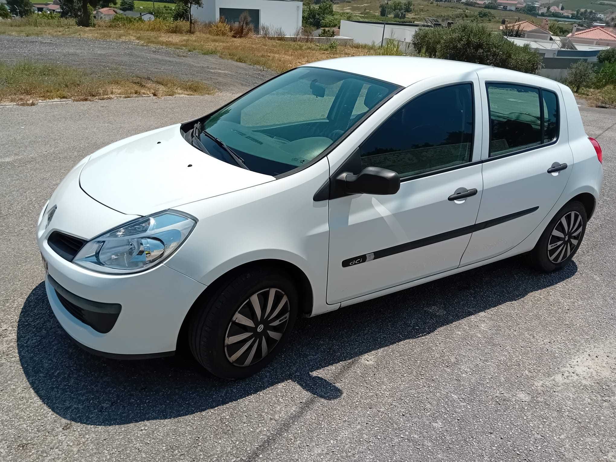 Renault Clio III 1.5 dCi (gasóleo)