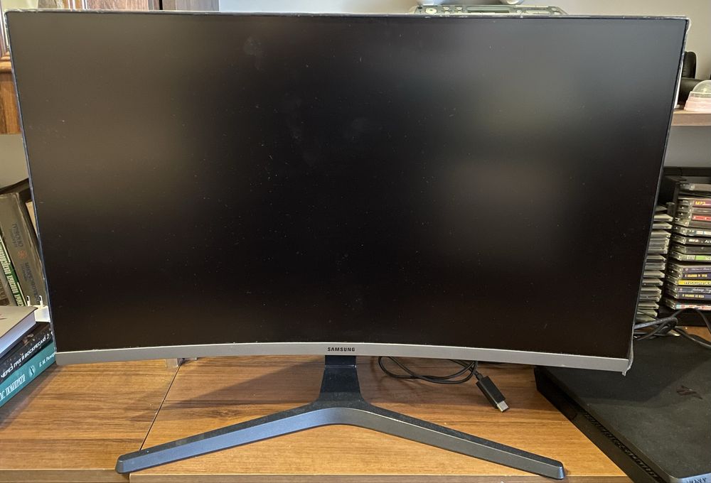 Продам монітор Samsung C27R500 (27”, вигнутий, VA)
