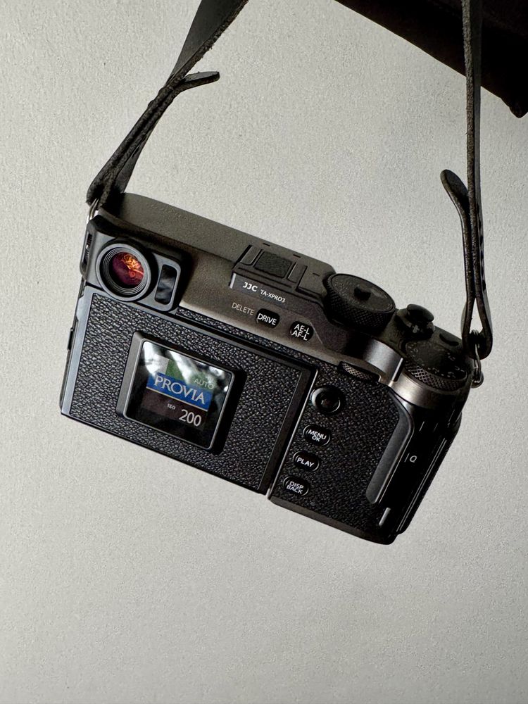 Fujifilm XPro 3 Dura Black + 18mm f/2