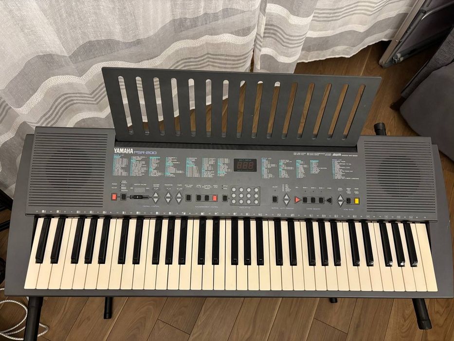 Keyboard Yamaha PSR200