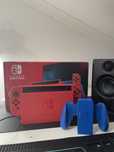 Vendo Nintendo Switch V2 Versão Mario - Red & Blue Desbloqueada