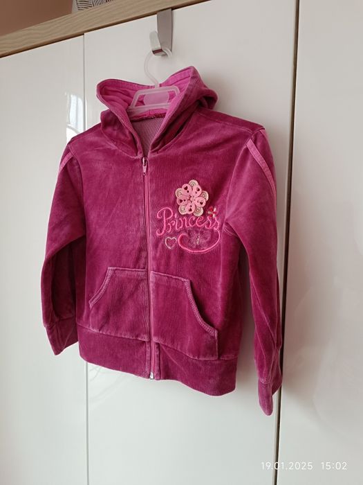 Welurowa bluza z kapturem r 110 dla dziewczynki