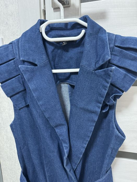 Дизайнерский джинсовый удлиненный жилет (XS-M)