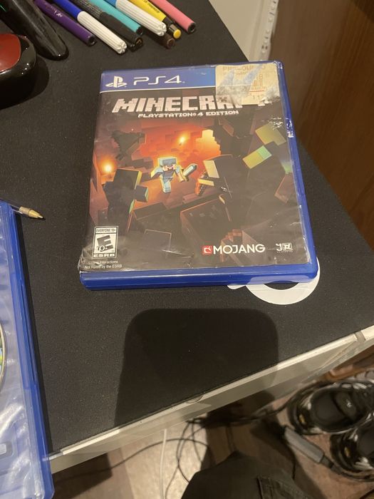 4 jogos de ps4 em bom estado