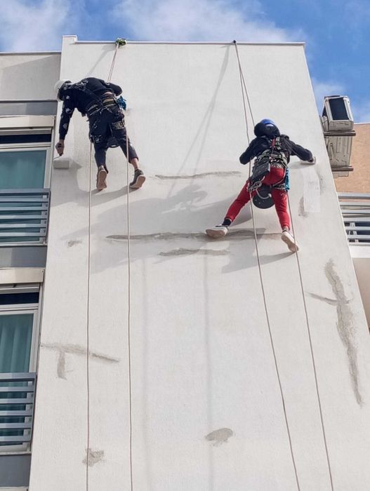 Pintura de prédios em Rapel/ Alpinismo industrial