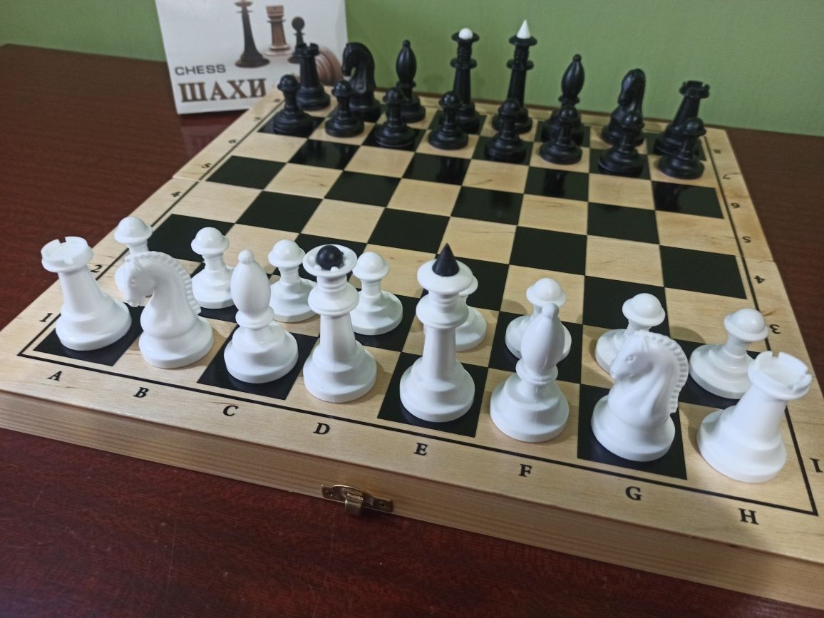 Шахматы с деревянной доской комплект шахмат на подарок