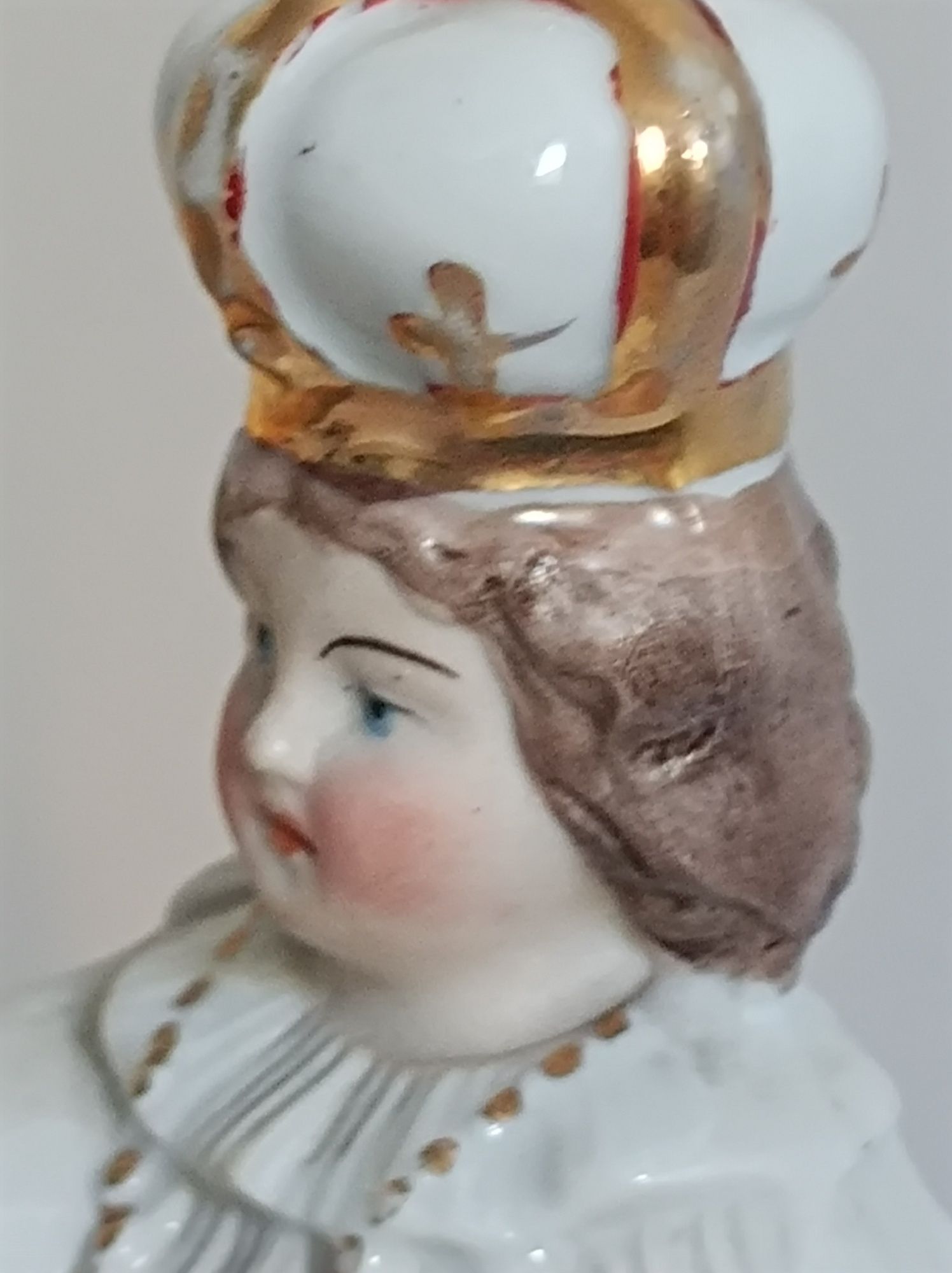 Praski Jezusek .Jezulątko z porcelany .Antyk.