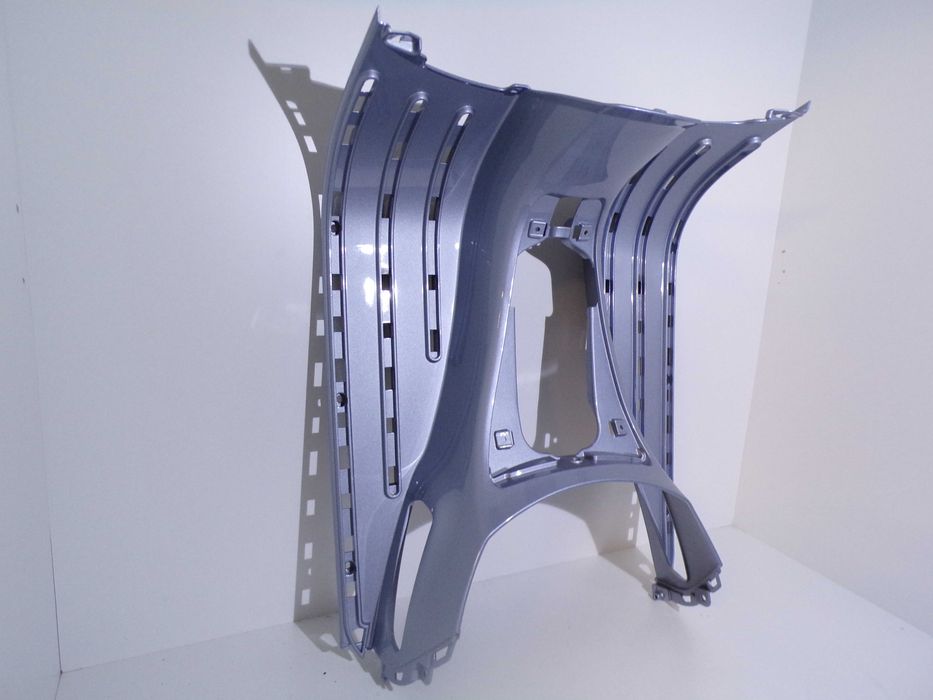 Nowa Podłoga Vespa GTS 125/300cc kolor Model 14-22r.