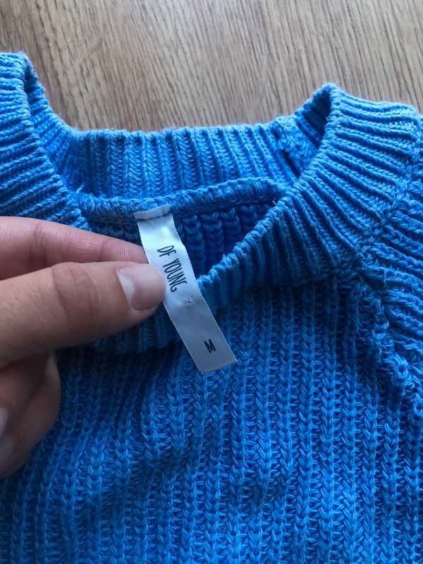 Sweter niebieski Defacto