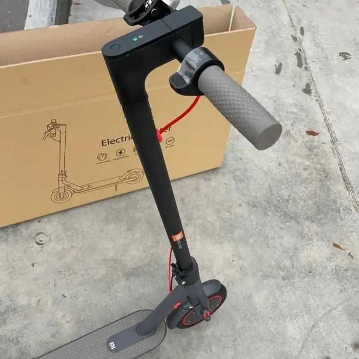 Електросамокат М365 Xiaomi Mi Scooter Essential Чорний