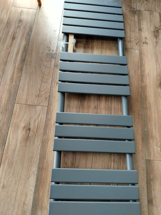 Grzejnik łazienkowy pionowy, 150*45