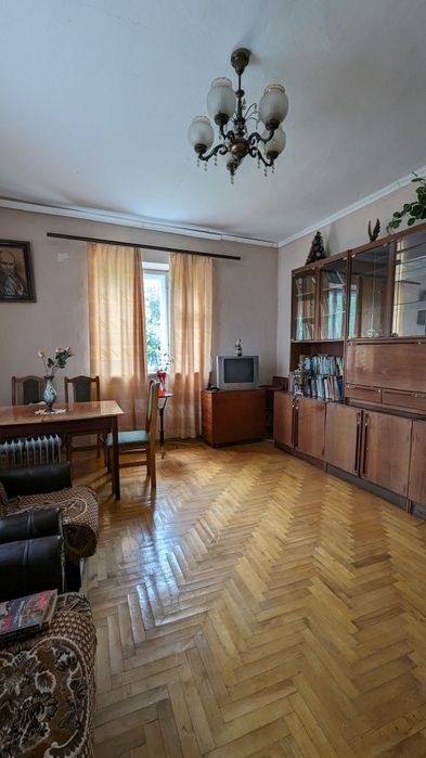 Продам  будинок в м. Тлумач